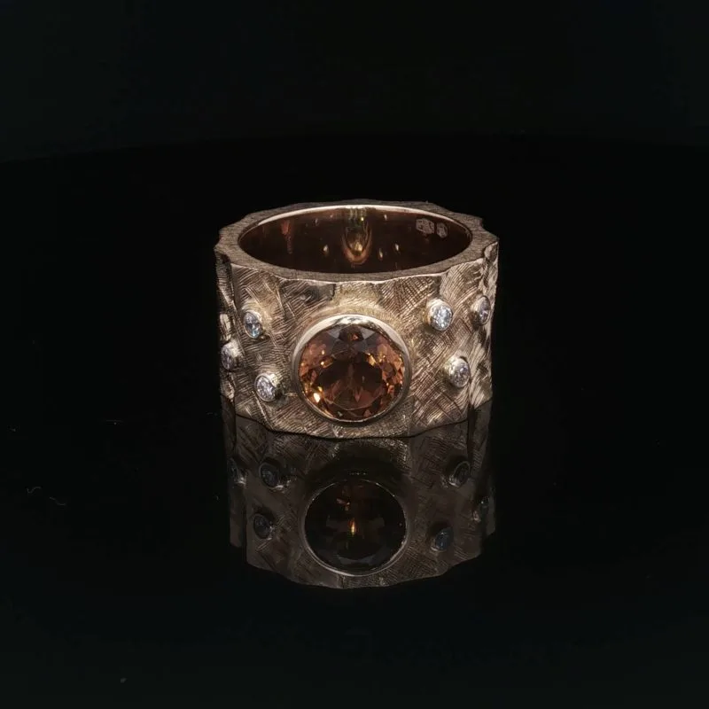 Atelier MJM — etniczny pierścionek z cytrynem i diamentami z żółtego złota 14K