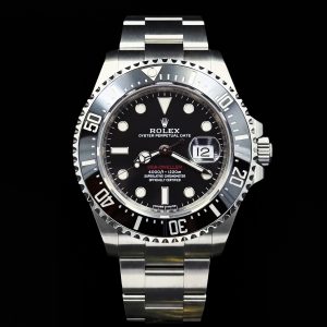 Rolex Sea-Dweller 43 mm Ref. 126600 in Oystersteel with black dial