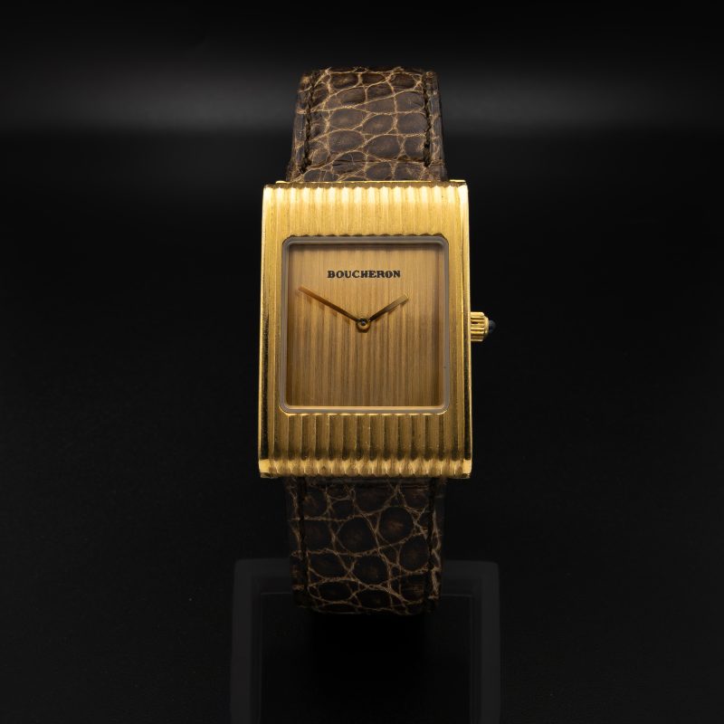 Vintage Boucheron Reflet A266-2883 ladies’ watch in 18-karat yellow gold with a godron-patterned dial.