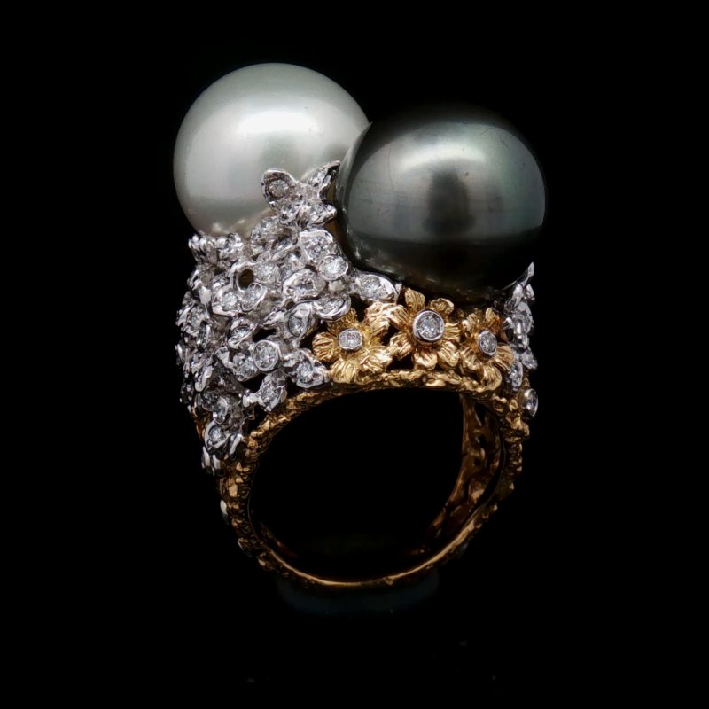 MARCHI – Monumental Cocktail Ring with Tahitian and South Sea Pearls and 1.60 ct of Diamonds – 18K Gold