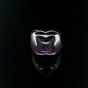 Bvlgari Piramide ring with a purple sugarloaf amethyst in 18K white gold, size 12 / 52.